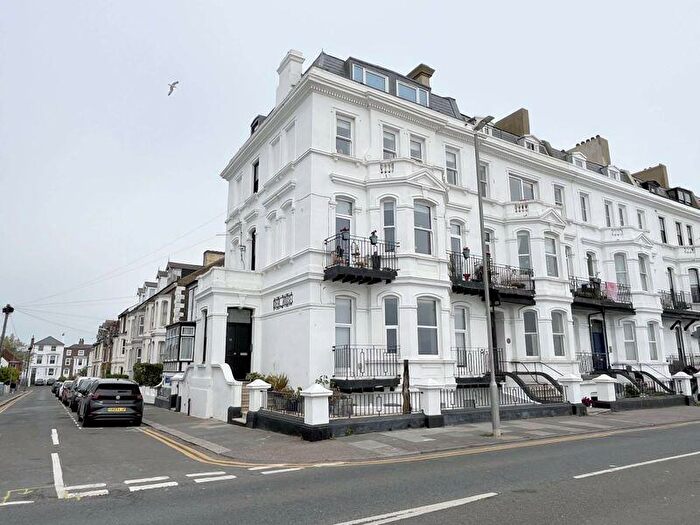 1 Bedroom Flat For Sale In Deal Seafront, CT14
