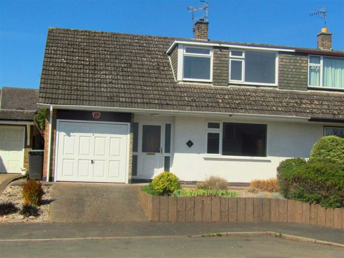 3 Bedroom Semi-Detached House To Rent In Nightingale Close, Nuthall, Nottingham, NG16