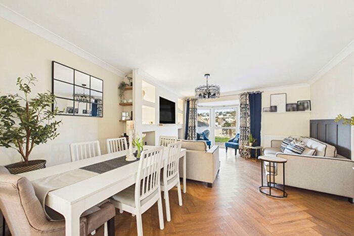 2 Bedroom Flat For Sale In Meadfoot Grange, Meadfoot Road, Torquay, TQ1