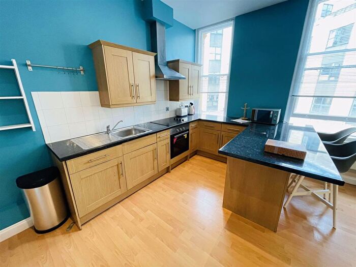 1 Bedroom Flat To Rent In Bristol, BS1