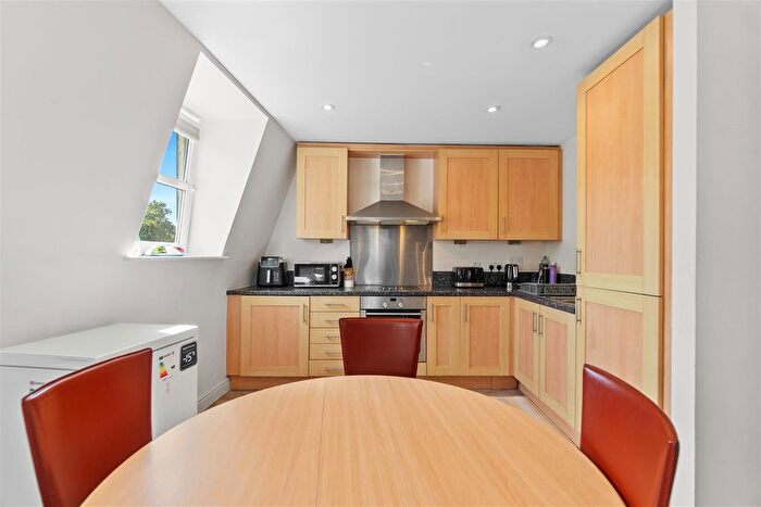 2 Bedroom Flat For Sale In Exchange Mews, Culverden Park Road, Tunbridge Wells, TN4