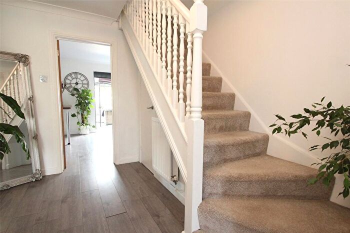 4 Bedroom Detached House For Sale In Stag Way, Fareham, Hampshire, PO15