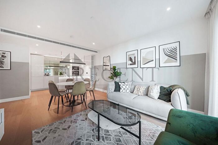 1 Bedroom Flat For Sale In Lincoln Apartments, Fountain Park Way, W12