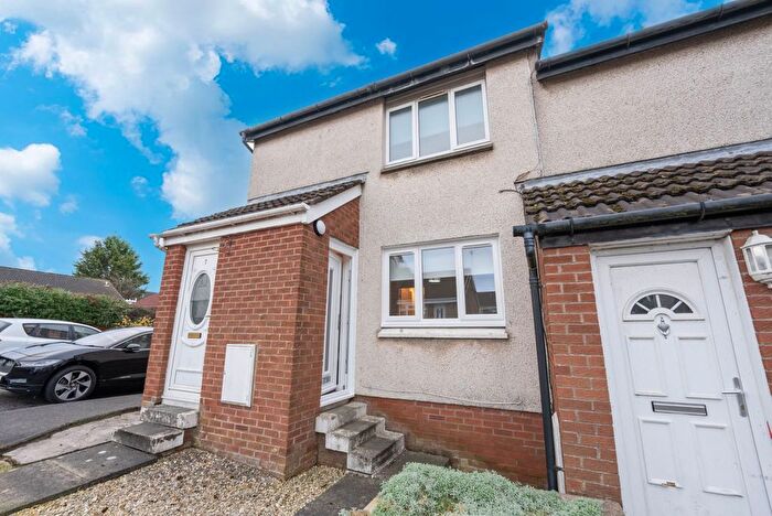 1 Bedroom Flat For Sale In Sinclair Grove, Bellshill, ML4