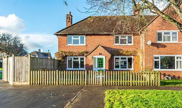 3 Bedroom Semi Detached House For Sale In Gospond Road, Barnham, PO22