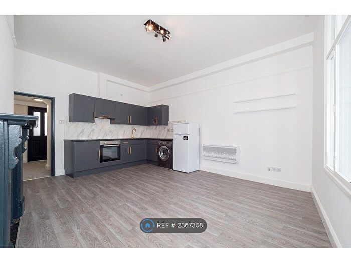 1 Bedroom Flat To Rent In North Street, Rugby, CV21