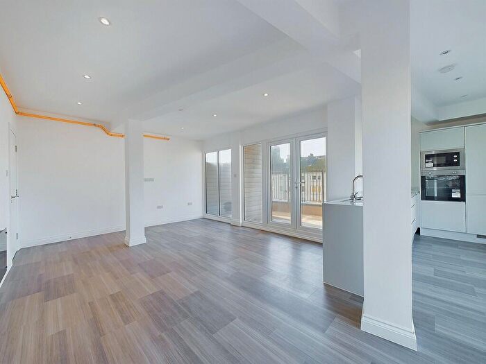 3 Bedroom Apartment To Rent In Oceanview Heights, Montague Place, Worthing, BN11