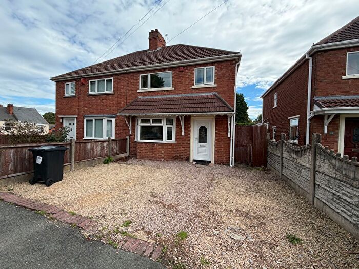 3 Bedroom Semi Detached House To Rent In Jeffrey Avenue, Parkfields, Wolverhampton, WV4
