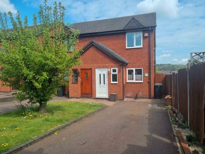 2 Bedroom Terraced House To Rent In Cinder Bank, Dudley, DY2