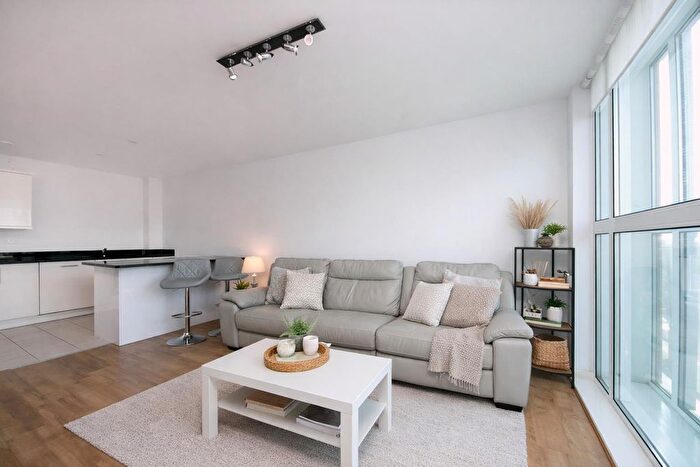 2 Bedroom Flat For Sale In Granville Gardens, W5