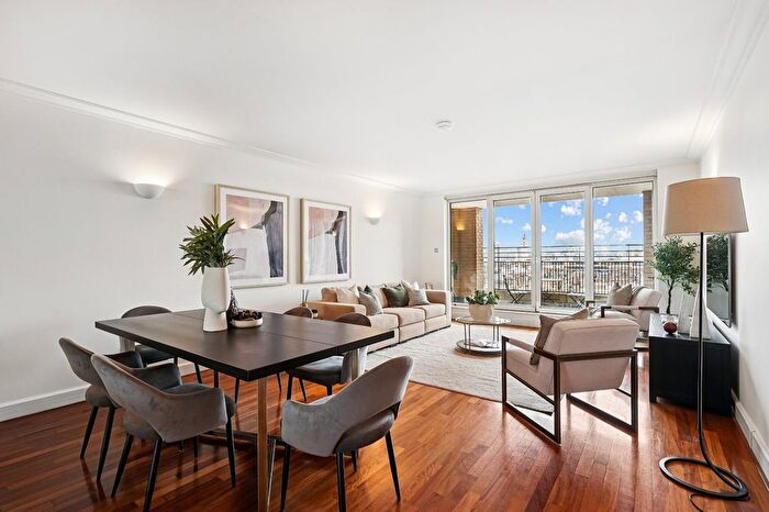3 Bedroom Flat For Sale In Point West, Cromwell Road, SW7