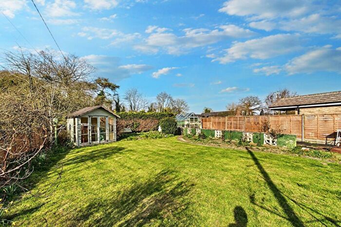 3 Bedroom Detached Bungalow For Sale In Vicarage Road, Great Hockham, IP24
