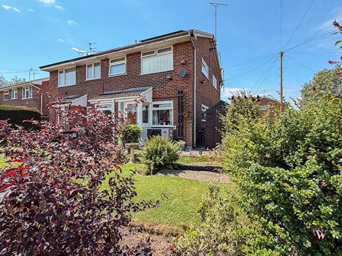 1 Bedroom Semi-Detached House For Sale In Plantagenet Close, Winsford, CW7
