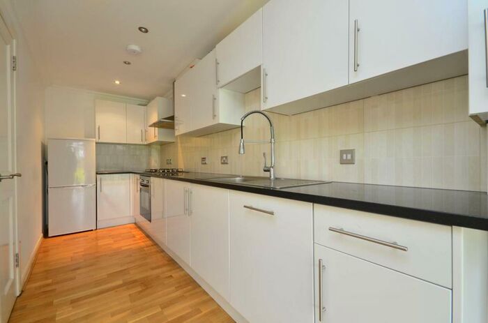 2 Bedroom Flat To Rent In Walton Avenue, South Harrow, Harrow, HA2