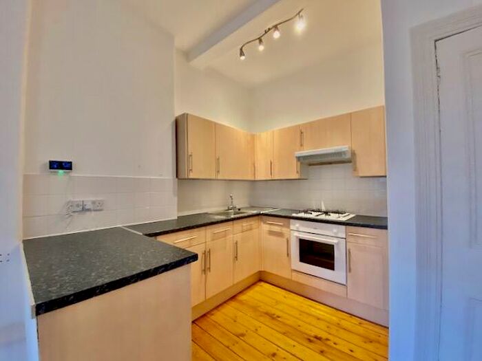 1 Bedroom Flat To Rent In Hamilton Place, Stockbridge, Edinburgh, EH3