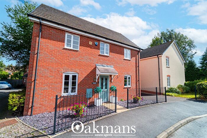 3 Bedroom Detached House For Sale In Hollington Road, Alvechurch, Birmingham, Worcestershire, B48