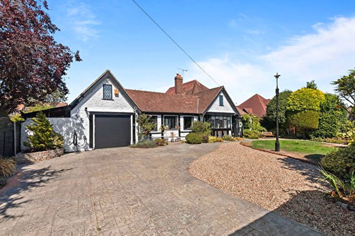 5 Bedroom Detached House For Sale In Tudor Close, Bognor Regis, PO22