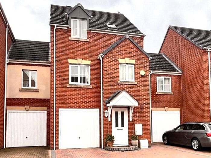 3 Bedroom Semi-Detached House For Sale In Mayfield Close, Battlefield, Shrewsbury, Shropshire, SY1