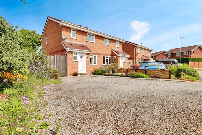 3 Bedroom Semi-Detached House For Sale In Lambourn Drive, Leighton, Crewe, CW1