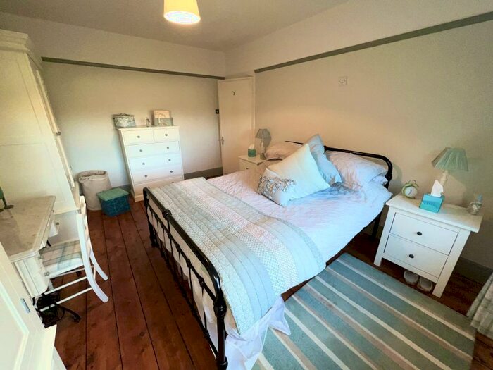 4 Bedroom House To Rent In Mangotsfield Road, Mangotsfield, BS16