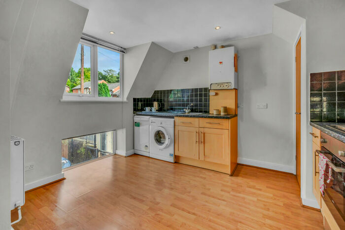1 Bedroom House To Rent In Cliff Road - Design House, Leeds, LS6