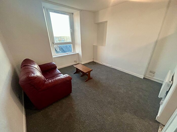 1 Bedroom Flat To Rent In Pitfour Street, Dundee, DD2