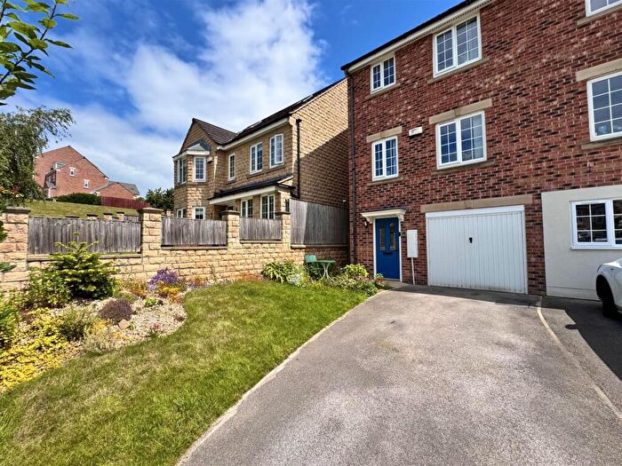 4 Bedroom Semi-Detached House For Sale In Silverwood Road, Woolley Grange, Barnsley, S75