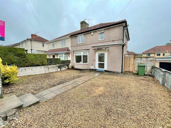 4 Bedroom Semi-Detached House To Rent In Braemar Avenue, Filton, Bristol, BS7