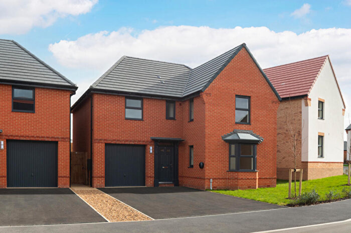 4 Bedroom Detached House For Sale In Davy Way, Off Briggington Way, Leighton Buzzard, Bedfordshire, LU7