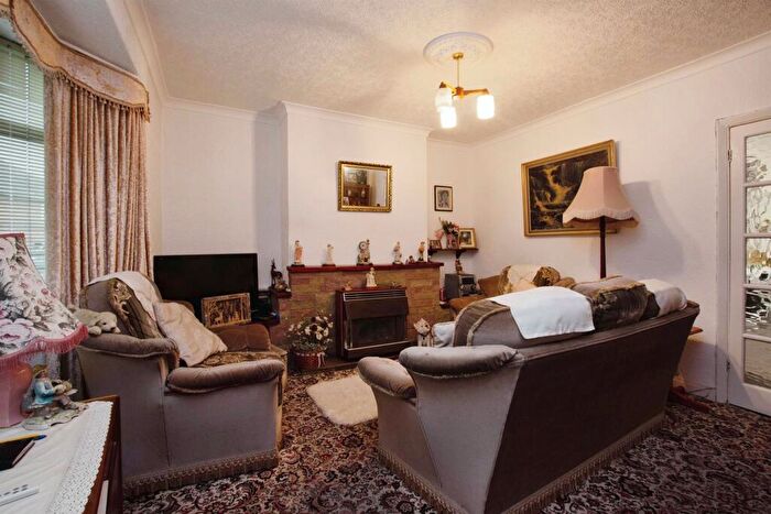 2 Bedroom Semi-Detached House For Sale In Mansfield Road, Underwood, Nottingham, NG16