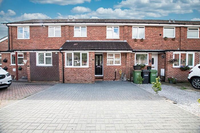 2 Bedroom Terraced House For Sale In Fox Close, Bishopstoke, SO50