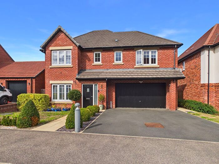 4 Bedroom Detached House For Sale In Furzefield Way, Moulton, NN3