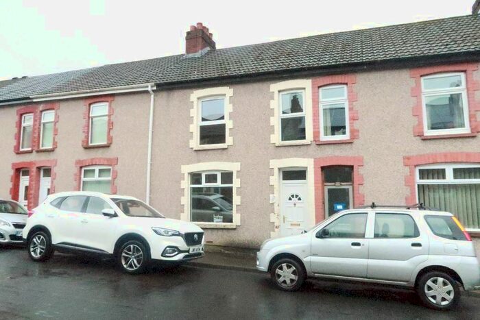 3 Bedroom Terraced House To Rent In Syndicate Terrace, Cwmfelinfach, Ynysddu, Newport, NP11