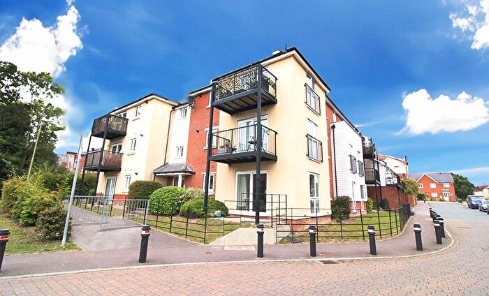 2 Bedroom Apartment To Rent In Cavendish Drive, Locks Heath, Southampton, Hampshire, SO31