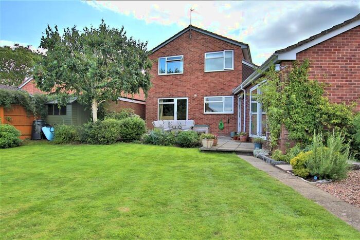4 Bedroom Detached House For Sale In Apperley Park, Apperley, Gloucester, GL19