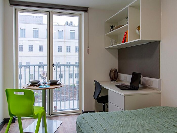 Studio To Rent In Raleigh Street, Plymouth, PL1