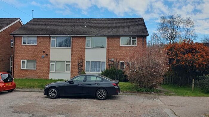 2 Bedroom Maisonette For Sale In Houghton Court, Priory Road, Hall Green, Birmingham, West Midlands, B28