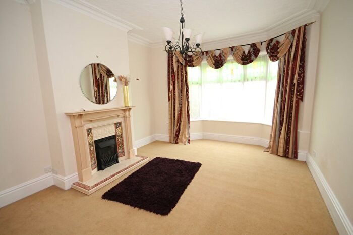 3 Bedroom Semi-Detached House To Rent In Manor Avenue, Fulwood, Preston, Lancashire, PR2
