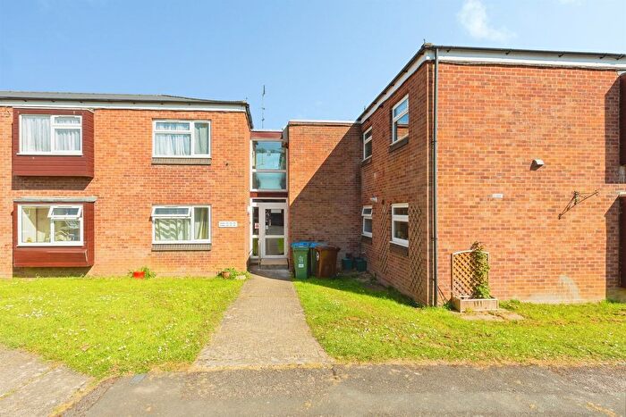 1 Bedroom Flat For Sale In Abbot Ridge, Long Crendon, Aylesbury, HP18
