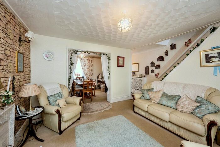 2 Bedroom End Of Terrace House For Sale In Culfor Road, Loughor, Swansea, SA4