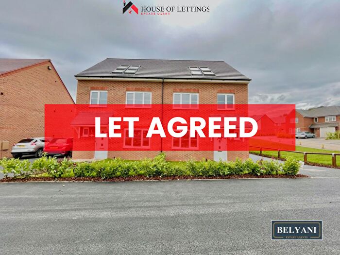 4 Bedroom Semi-Detached House To Rent In Garrett Meadow, Tyldesley, M29