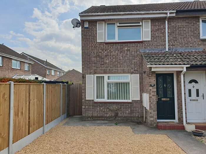 2 Bedroom Property To Rent In Netherways, Clevedon, North Somerset, BS21