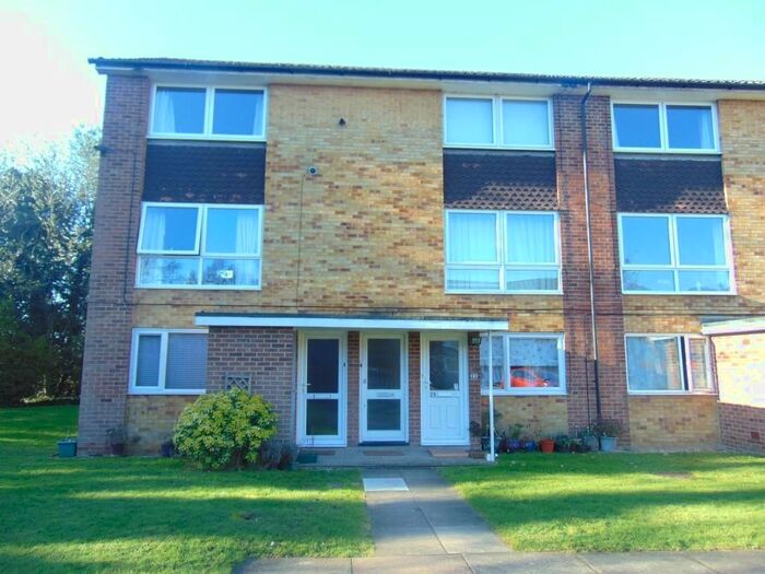 2 Bedroom Maisonette To Rent In Inglewood Court, Liebenrood Road, Reading, RG30