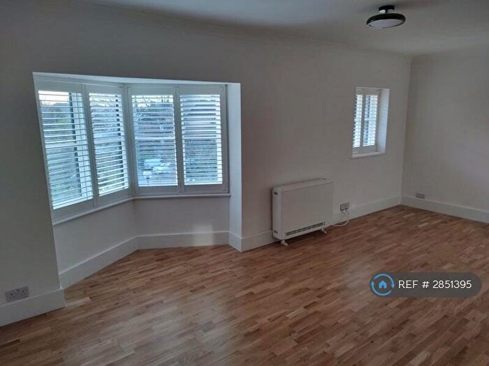 Studio To Rent In London, London, SE13