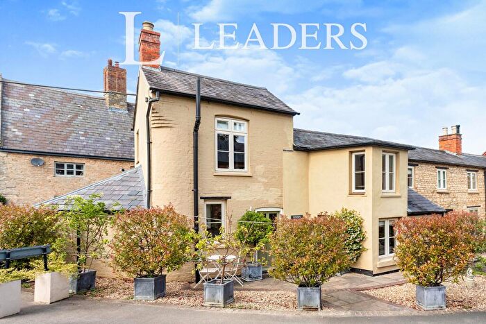 3 Bedroom Terraced House To Rent In The Stocks, Cosgrove, Milton Keynes, MK19