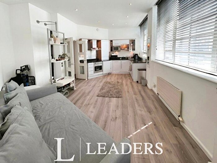 1 Bedroom Flat To Rent In North Street, Brighton, East Sussex, BN1