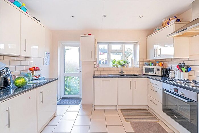 3 Bedroom Terraced House For Sale In Fulwell Park Avenue, Twickenham, TW2