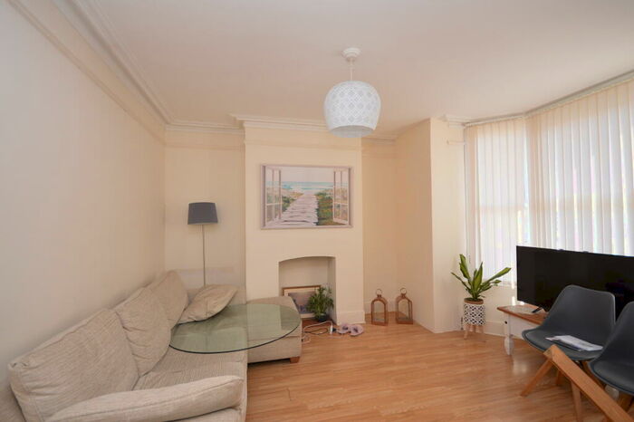 3 Bedroom House To Rent In Westfield Road, Wellingborough, NN8