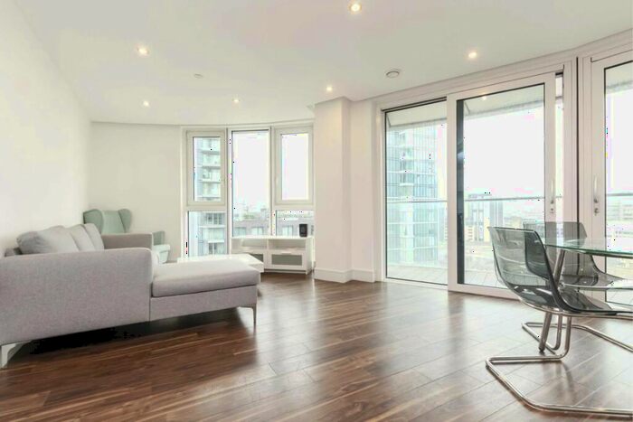 3 Bedroom Flat To Rent In Alie Street, Aldgate, E1