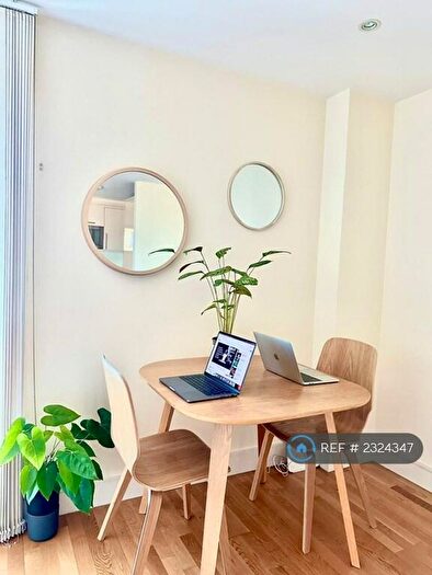 1 Bedroom Flat To Rent In Wharfside Point South, London, E14